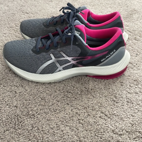 ASICS Gel-Pulse 13 Women’s running shoes — size 9.5 - Picture 3 of 13
